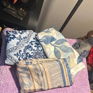 Blue and Beige Patterned Fabric Set